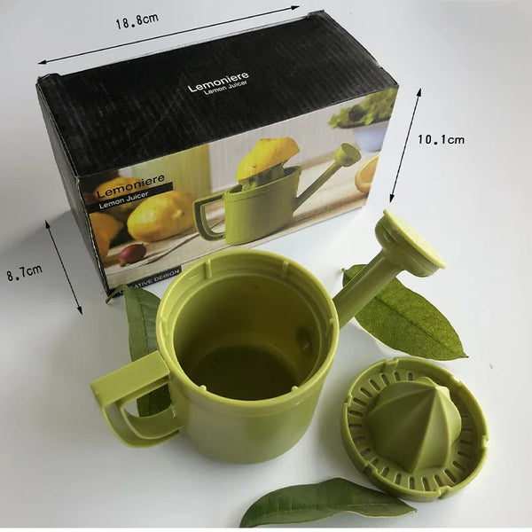 Mini Manual Lemon Juicer – Watering Can Shape Citrus Squeezer